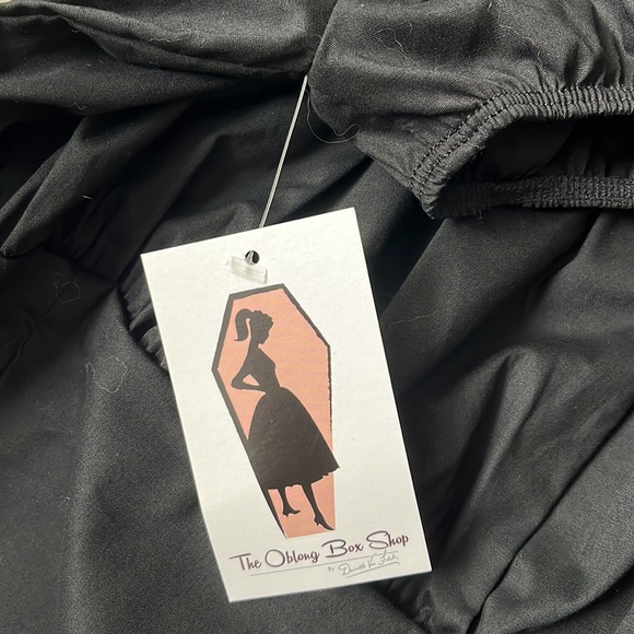 Black Sara peasant top, XL - Picture 6 of 8